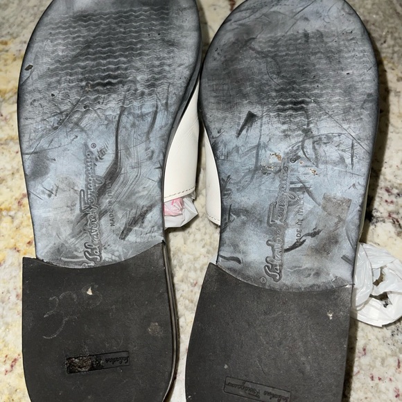 Ferragamo Slides - Picture 6 of 6